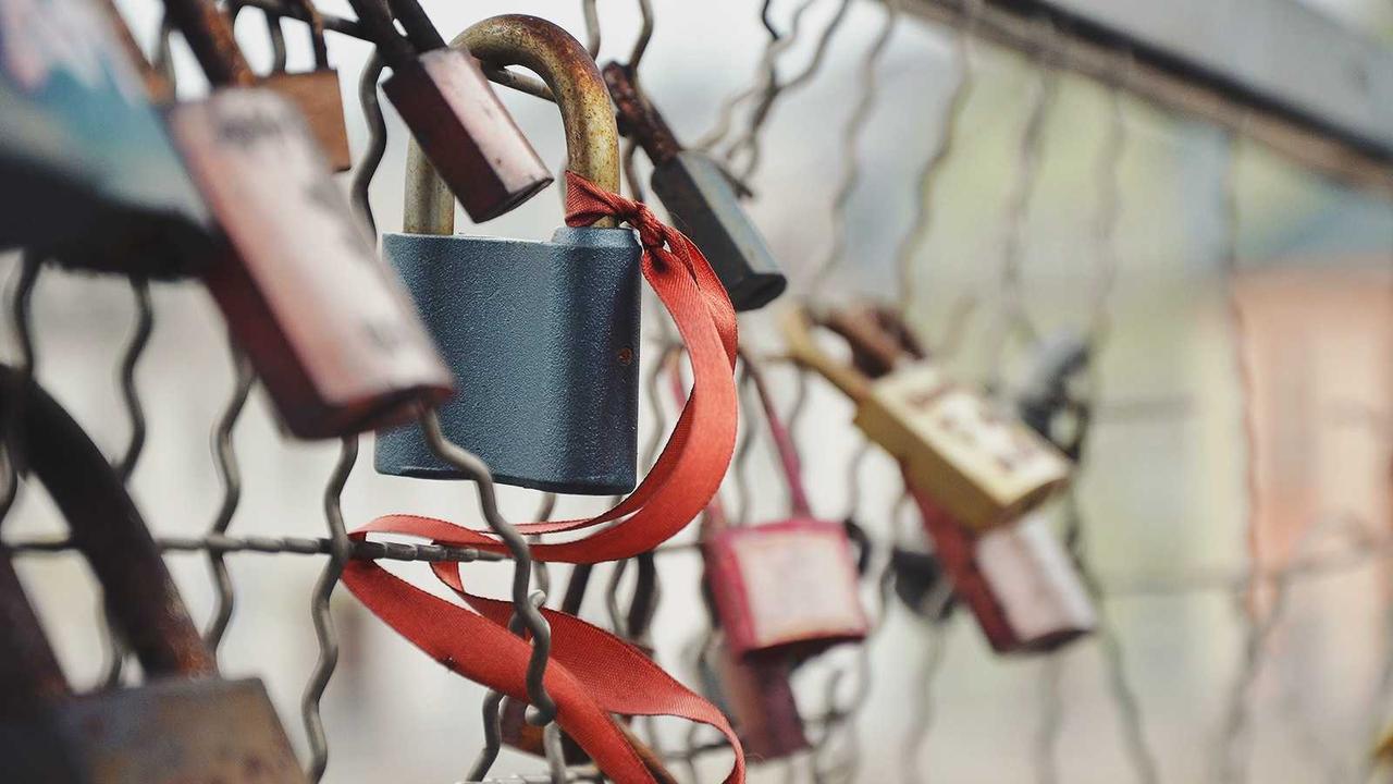 ‘৫ বছরে কতজন বাংলাদেশি শিল্পী পাকিস্তানে পারফর্ম করেছেন?’...