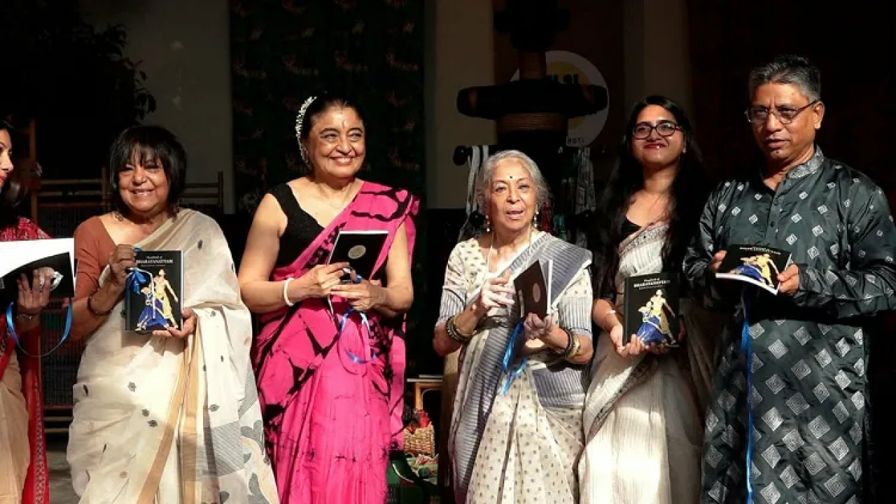 নৃত্যশিল্পী রুদমিলা প্রিয়ন্তীর বই ‘ভরতনাট্যম’...