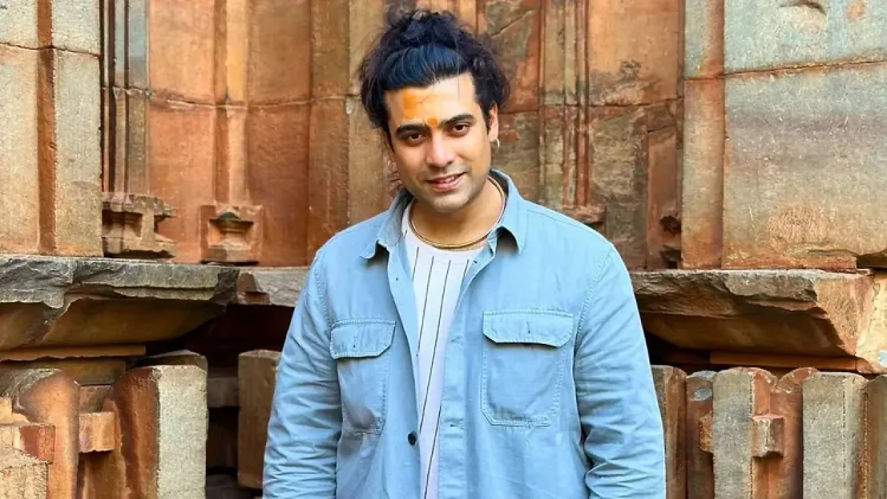 বাবা হলেন গায়ক জুবিন নটিয়াল