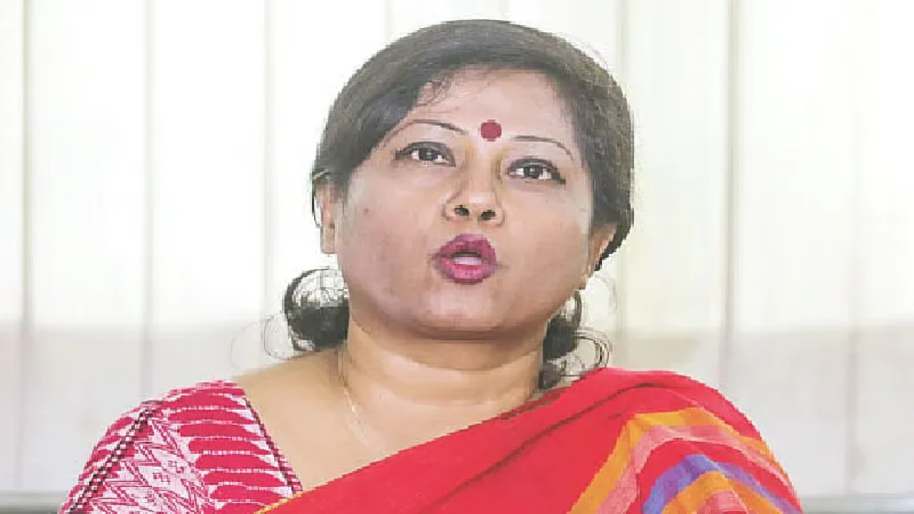 ঢাকা বিশ্ববিদ্যালয়ের অধ্যাপক জিনাত হুদা সাময়িক বরখাস্ত, তদন্তে ট্রাইব্যুনাল...