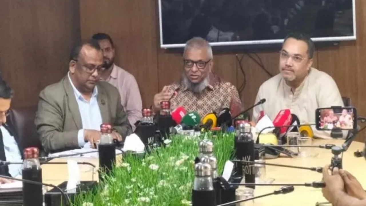 বাংলাদেশ থেকে ১০ হাজার কর্মী নিবে মালয়েশিয়া...