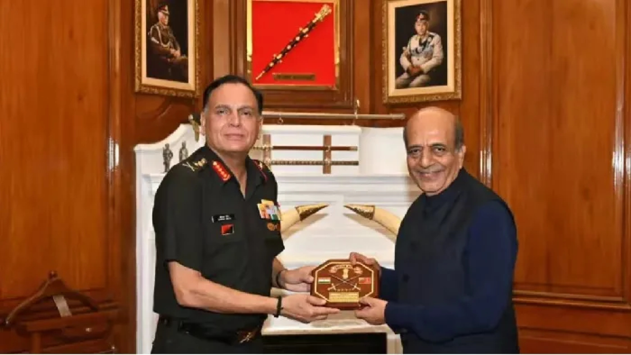 মোদির পর সেনাপ্রধান, দীনেশ ত্রিবেদীর দিল্লি সফরে কী বার্তা?...