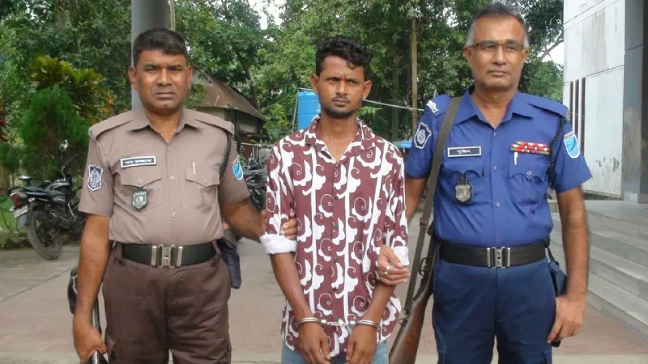 খাবার কিনে দেওয়ার প্রলোভনে শিশুকে অপহরণ, ভারতে পাচারকালে উদ্ধার...