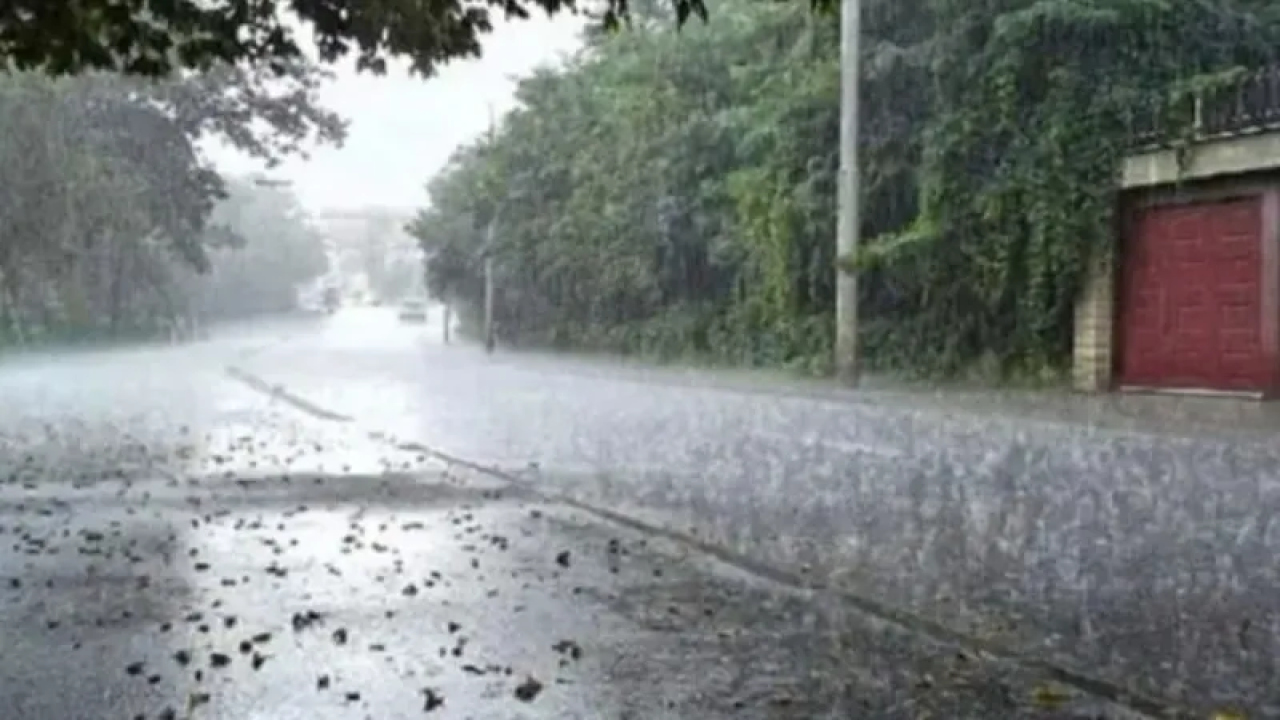 ঢাকাসহ দেশের বিভিন্ন অঞ্চলে বৃষ্টির আভাস...